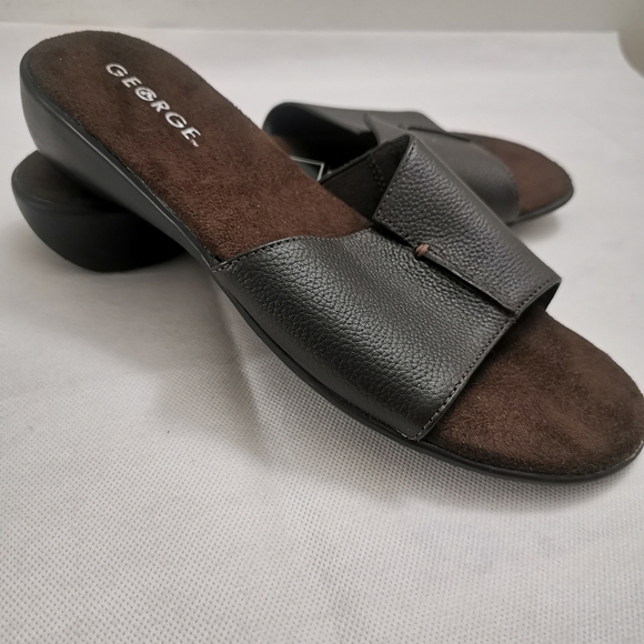 NWT! George Sandals - Picture 2 of 10